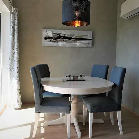 Flathauggaten 47 *